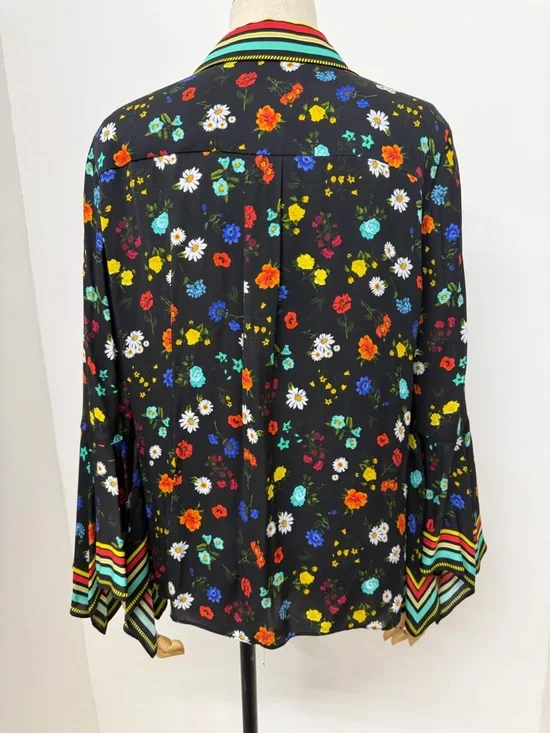 Alice + Olivia Randa Floral Print Bell Sleeve Botanical Ditsy Floral Size Medium - Picture 9 of 16